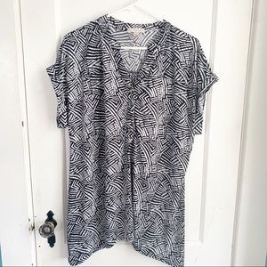 Dress Barn Flowy Black White Blouse XL